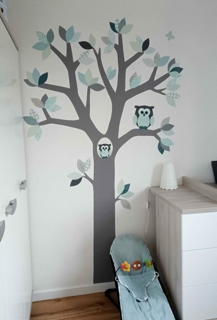 behangboom kleinere maat behang babykamer muurdecoratie kinderkamer babykamerinrichting baby