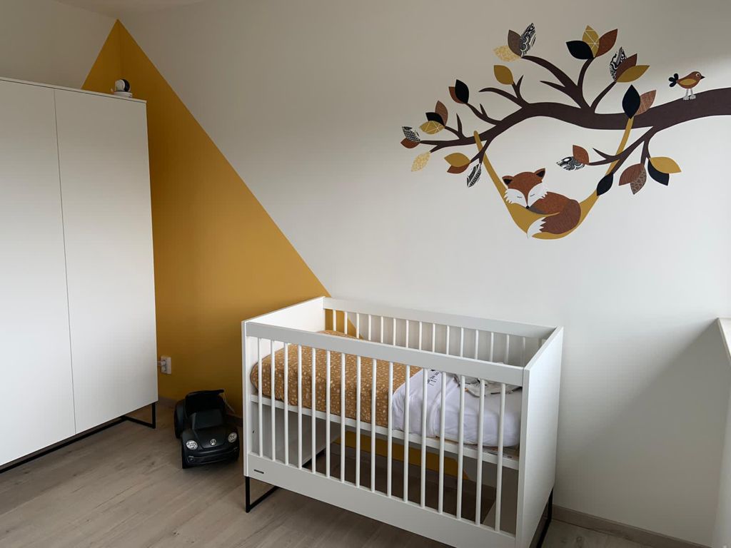 Vos muurdecoratie babykamer babykamerstyling babykamerbehang behang muursticker behangsticker wijchen dutchdesign fox kinderkamerdecoratie babyuitzet newborn babykamerinrichting
