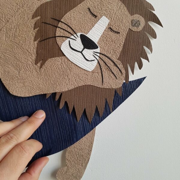 behangdecoratie babykamer behang muurdecoratie leeuw maan met sterren jungle babykamerstyling dutchdesign muursticker behangsticker
