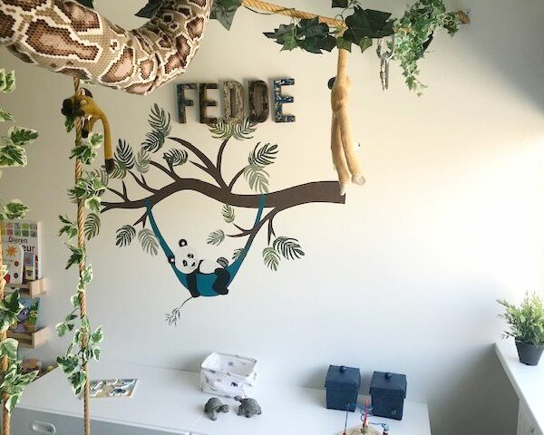 panda in hangmat muurdecoratie babykamer