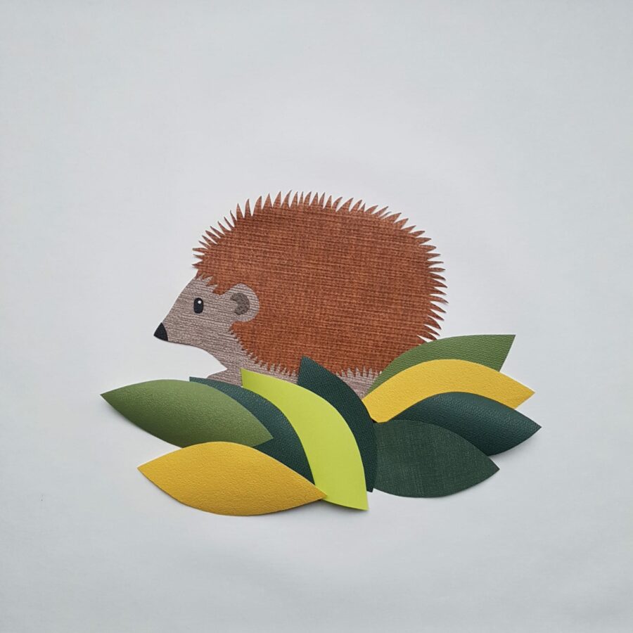 Egel muurdecoratie met blaadjes