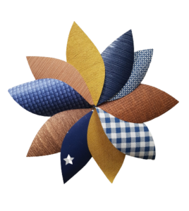 bladermix blauw-okergeel-roestbruin tinten behang