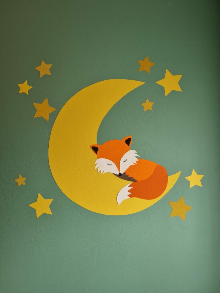 Vos muurdecoratie maan behang geel oranje