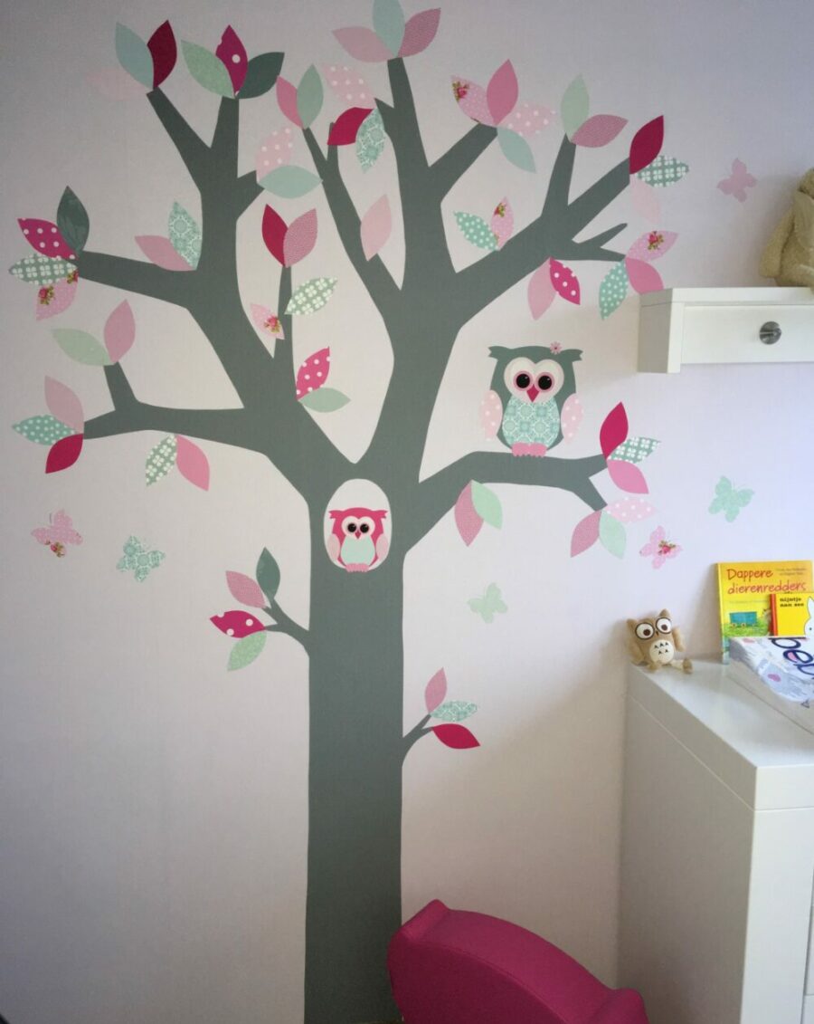 muurdecoratie behangboom mintgroen-fuchsia-roze kinderkamer